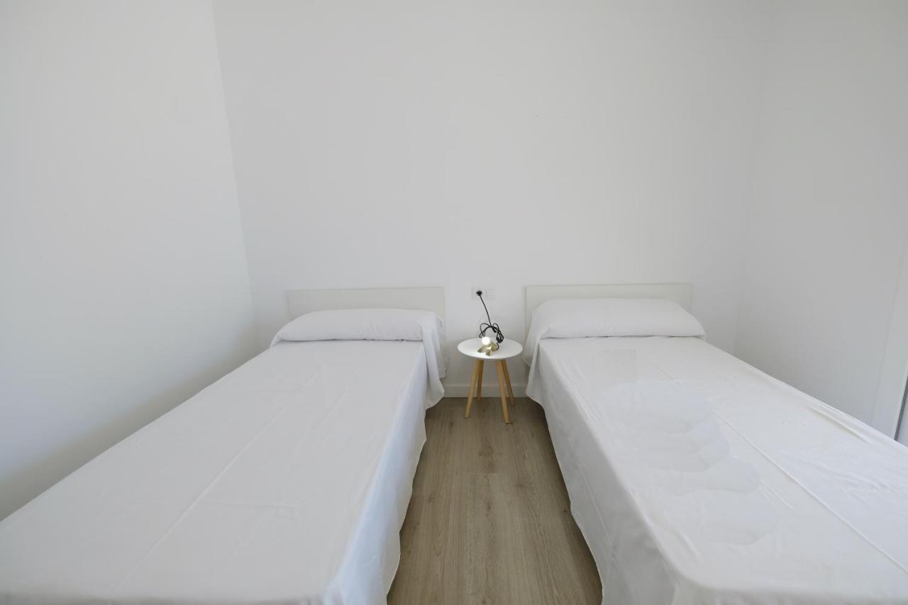 Apartaments Alex Cambrils Bagian luar foto