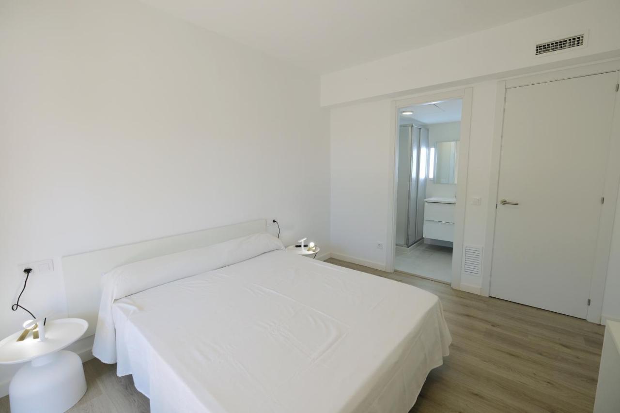 Apartaments Alex Cambrils Bagian luar foto