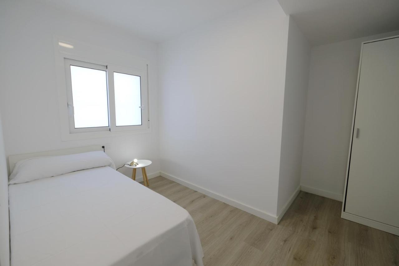 Apartaments Alex Cambrils Bagian luar foto